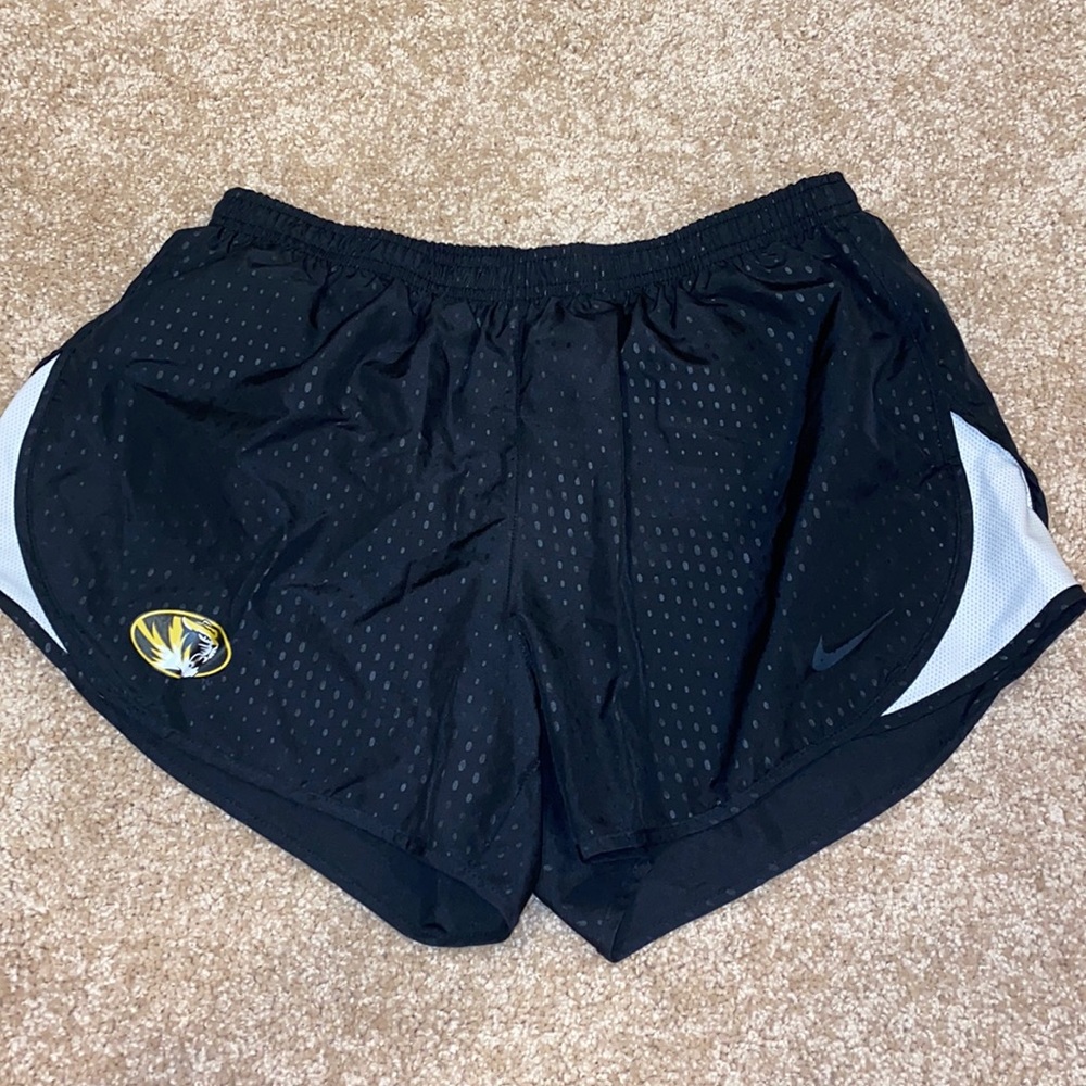 Nike shorts Mizzou size M